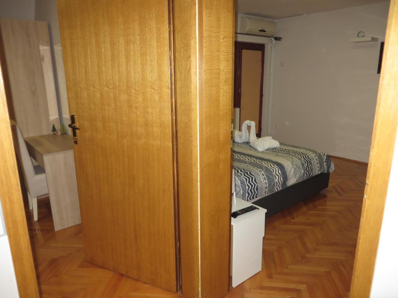 Apartamento Leo Ni Exterior foto